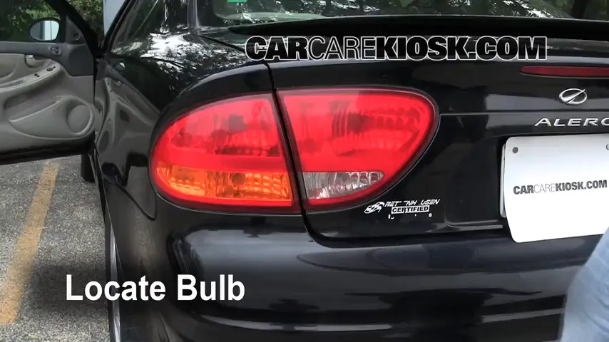 2000 Oldsmobile Alero GL 3.4L V6 Sedan (4 Door) Lights Turn Signal - Rear (replace bulb)